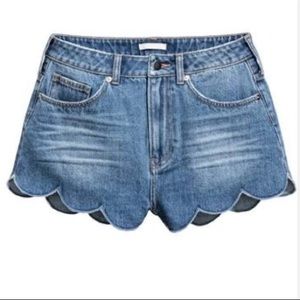 COPY - H&M scalloped shorts//worn once!